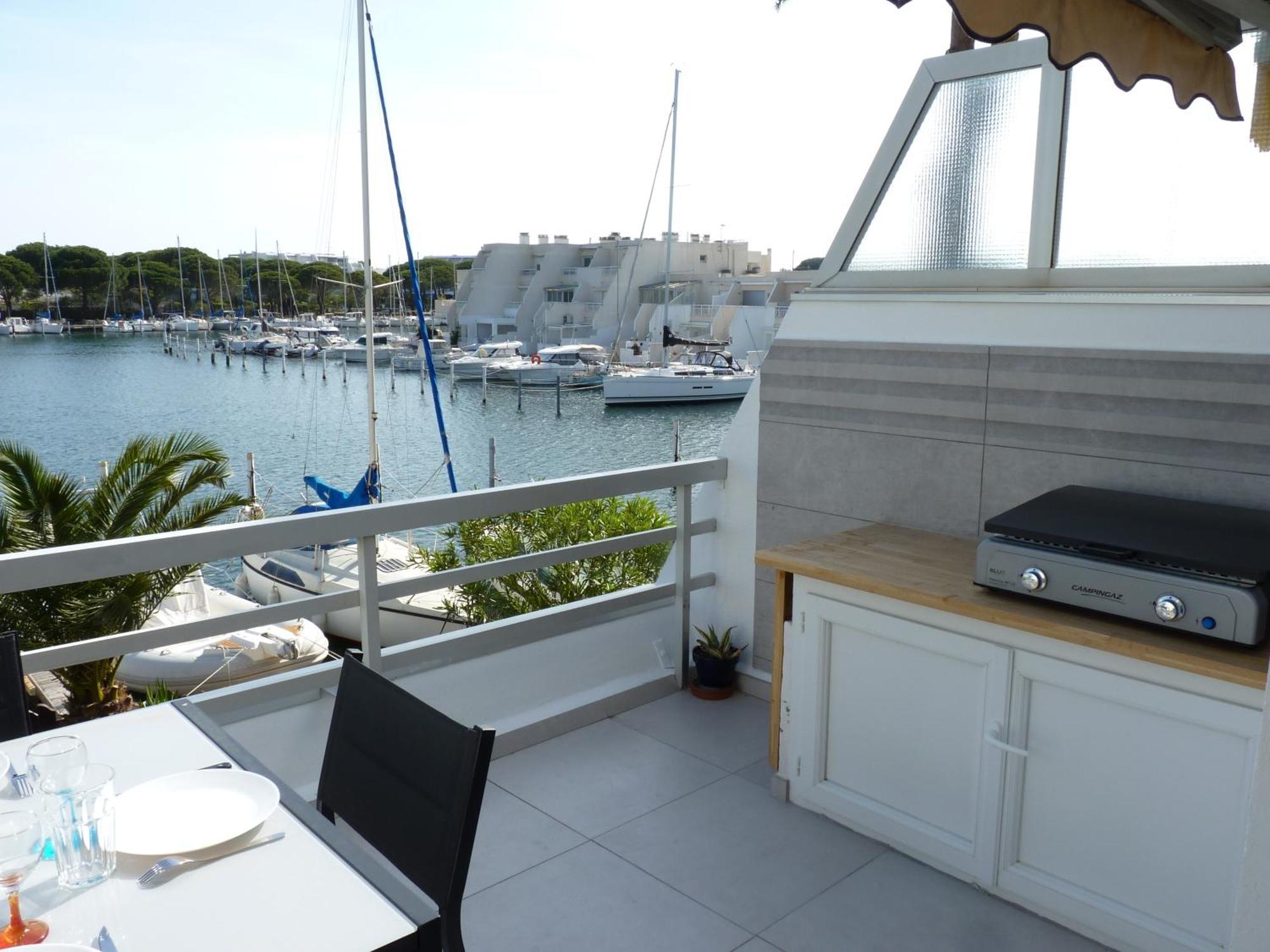 Appartement type Marina 2 pieces avec terrasse Le Grau-du-Roi Extérieur photo